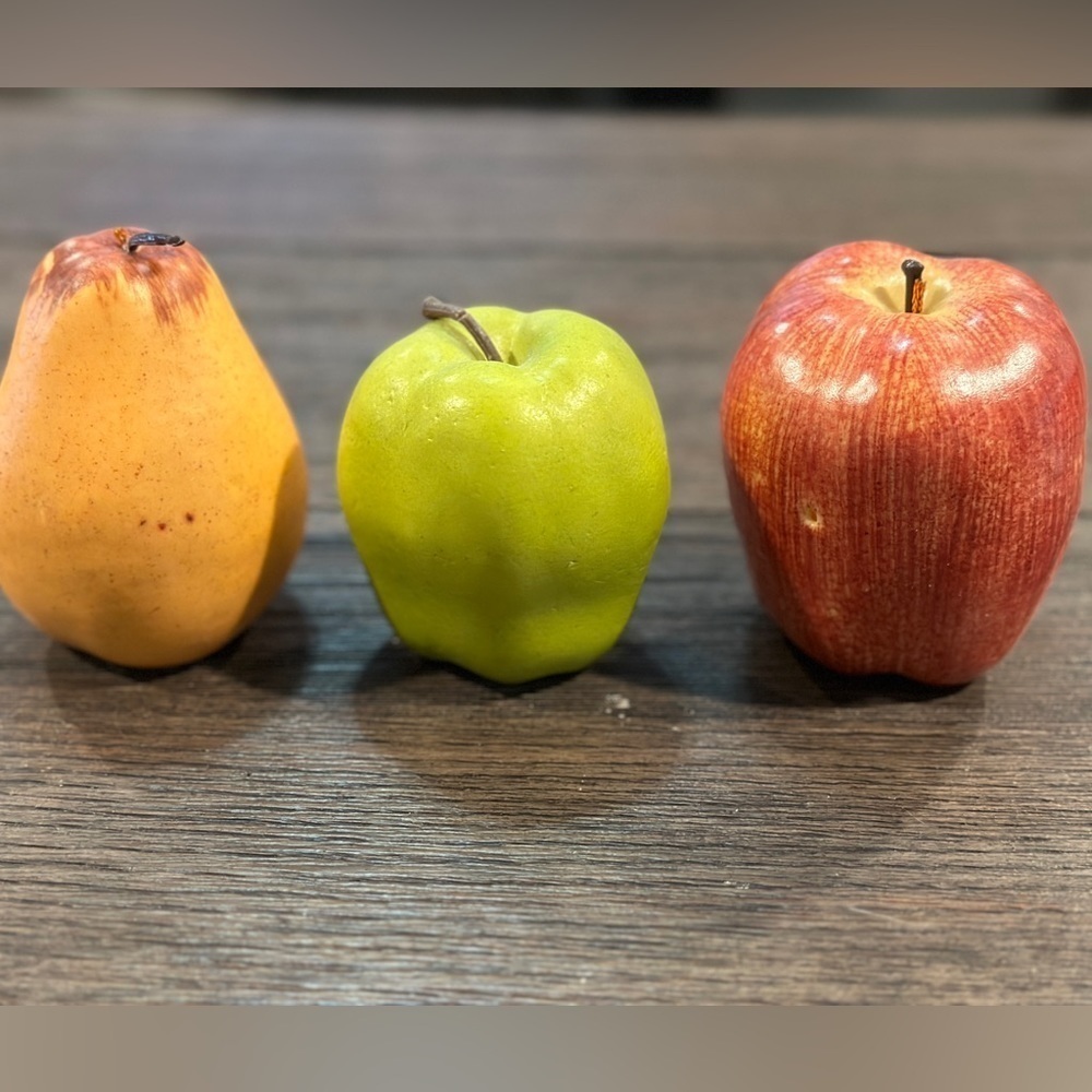 Lot of 3 Faux Assorted‎ Fruit Display red green apple pear